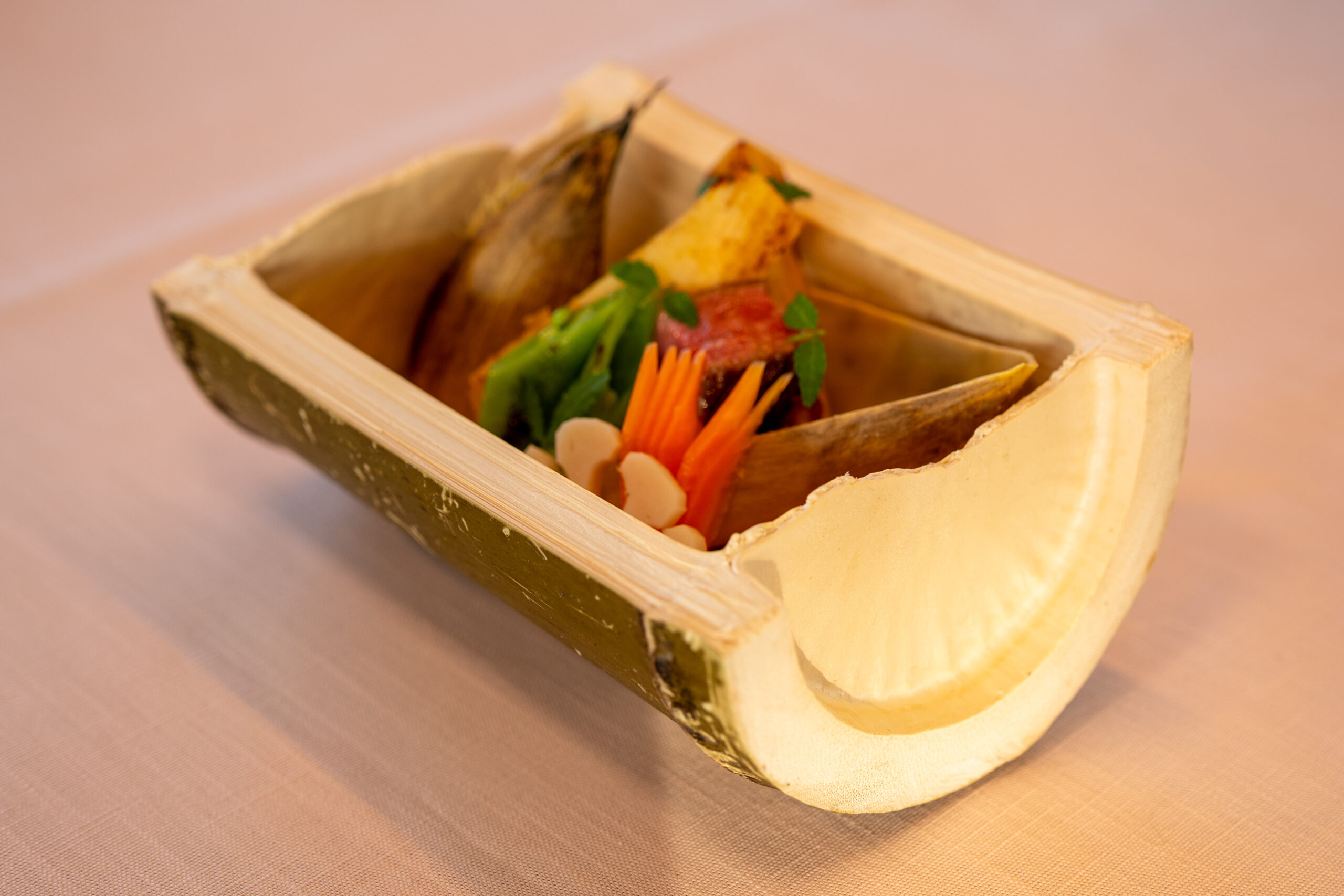 【淡路島グルメ】淡路牛ローストビーフと新たけのこステーキ