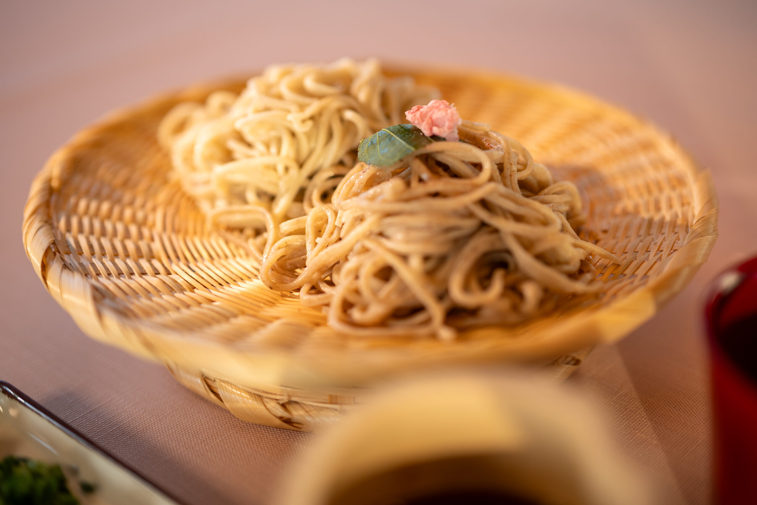 【4月限定】🌸桜蕎麦のご紹介